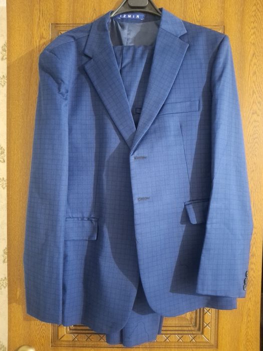 Мужской костюм 52 размер