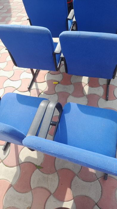 Продам  кресло  по 3000 тысяч