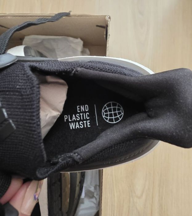 SALE! Чисто нови маратонки за бягане Adidas ultraboost 23, 40 номер- 25 см.