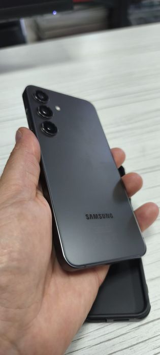 Samsung Galaxy S24, in garanție.