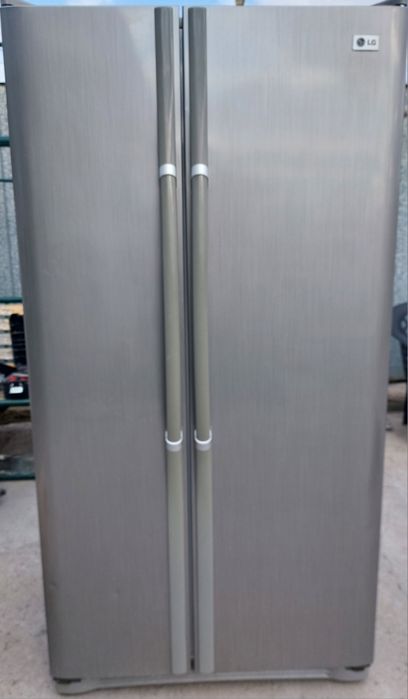 Холодильник "LG"