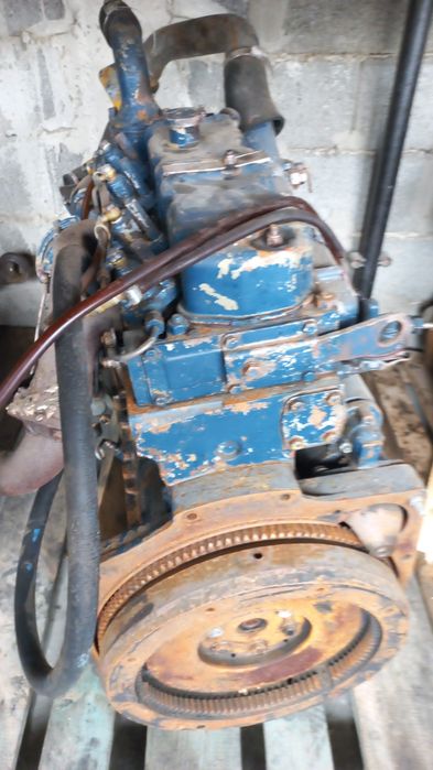 Motoare motopompe și tractoare