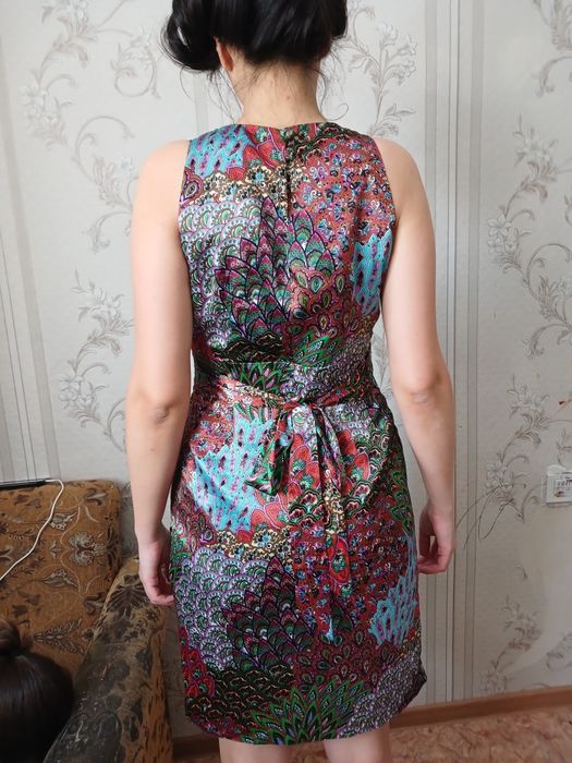 Продам шикарное  платье