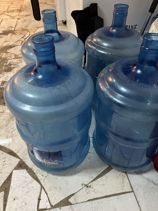 Бутыл 19 л пластиковая