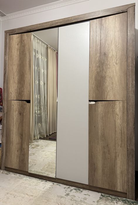 срочно! продается спальный гарнитур (комплектом)