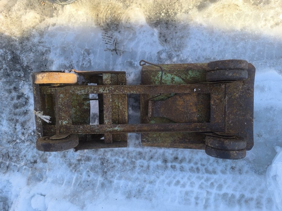 Машина железная из СССР