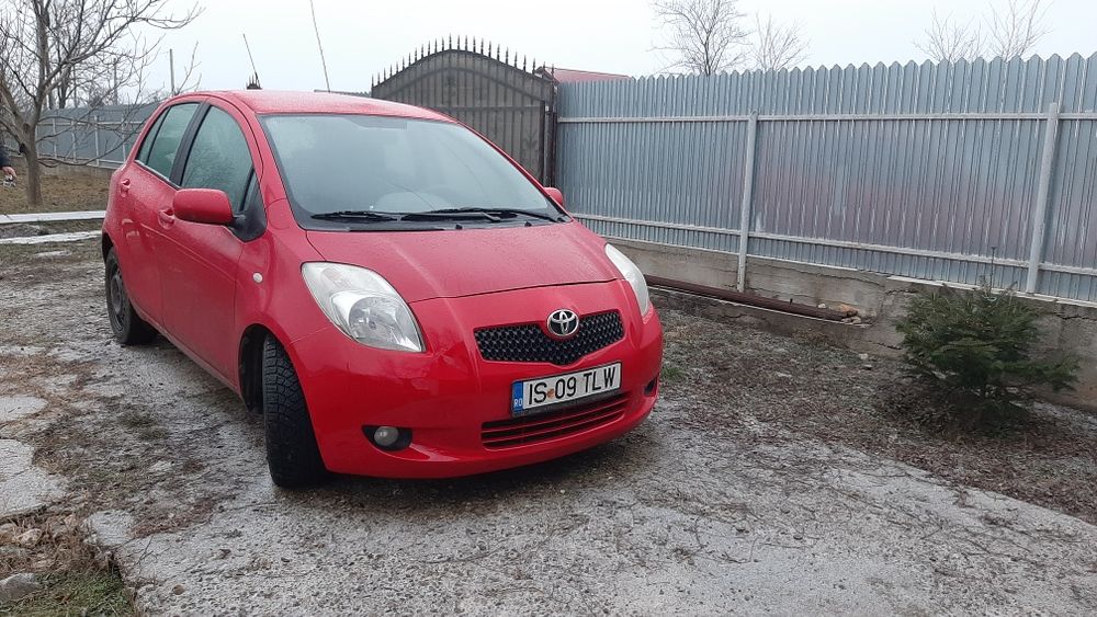 Toyota yaris 1.3 benzina