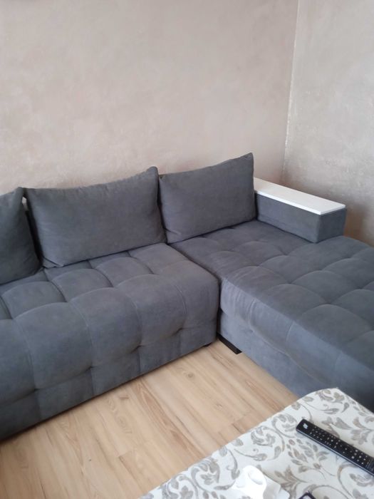 Диван, п-образен