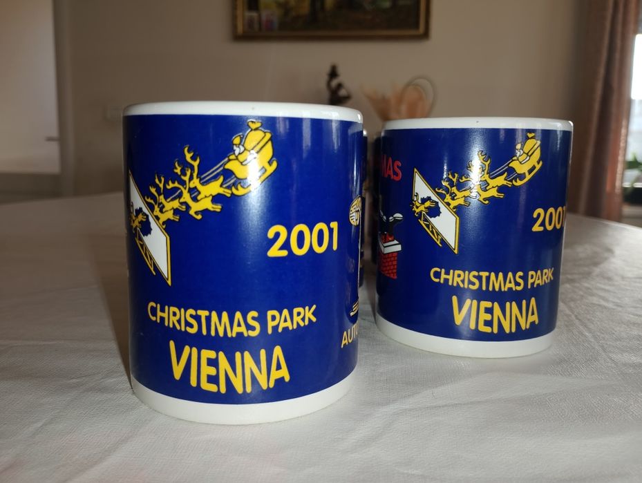 Vând set 6 căni noi, model craciunesc