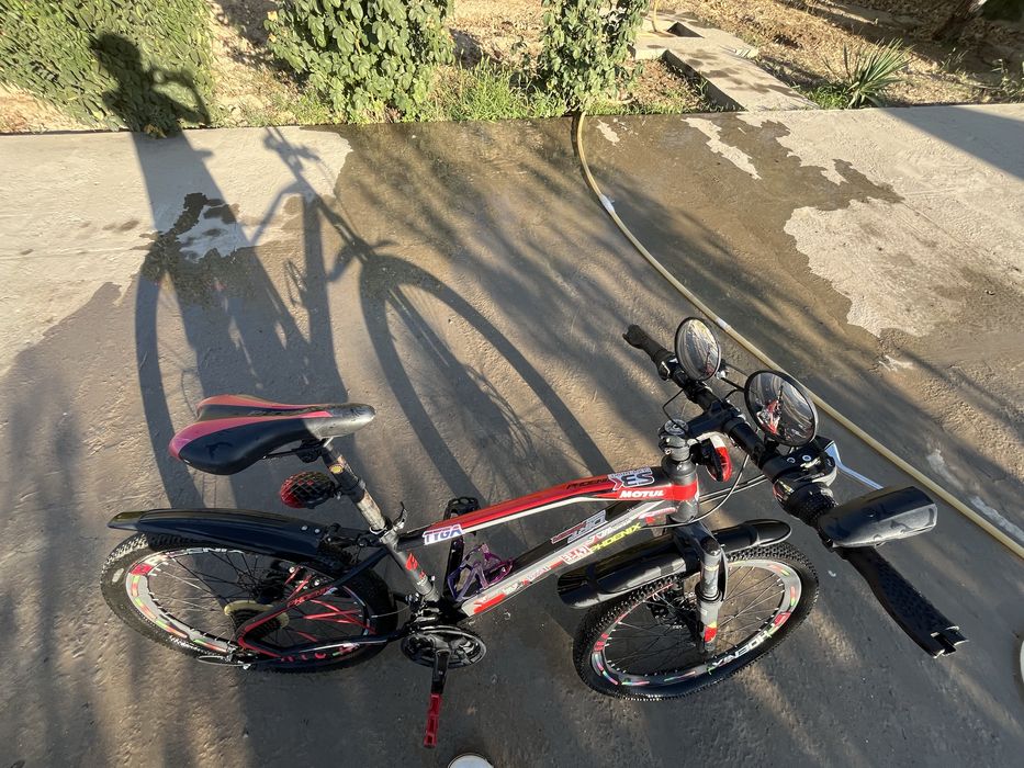 Велосипед в хорошом состояний