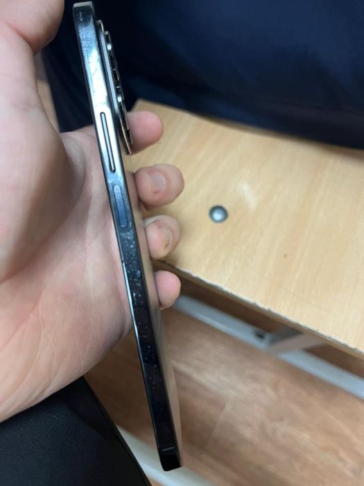 Продам телефон Honor X8B