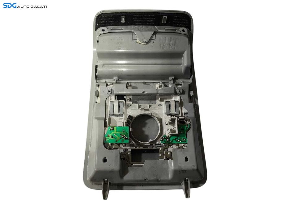Lampa Iluminare Habitaclu Plafon Plafoniera cu Lumini Ambientala si Suport Ochelari Spatiu Depozitare Volkswagen Passat B7 2010 - 2015 Cod 1K0947133H 3C0867489G 1K0868837E [L7122]