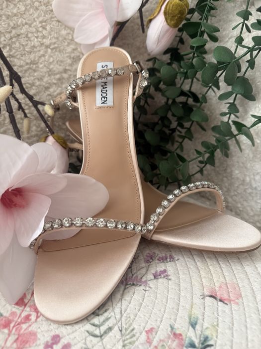 Елегантни сатенени сандали Steve Madden – модел Jazzy Belle