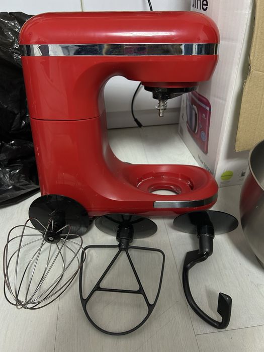 Mixer rosu/ robot de bucatarie Mandine