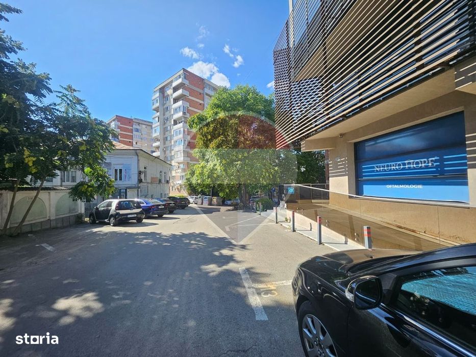 Casă / Vilă cu teren de inchiriat Km 0 langa Primarie