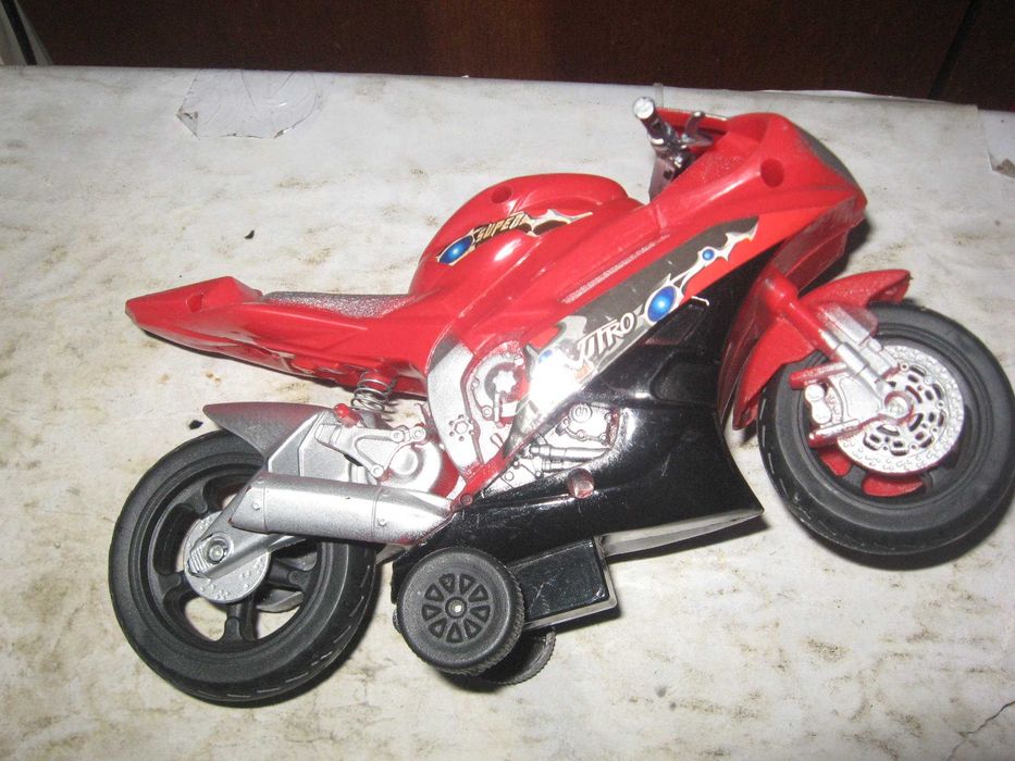 ЕВТИНИ  мотори играчки 6 бр.