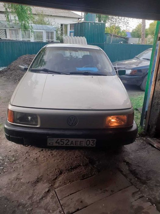 Автомобиль пассат б3