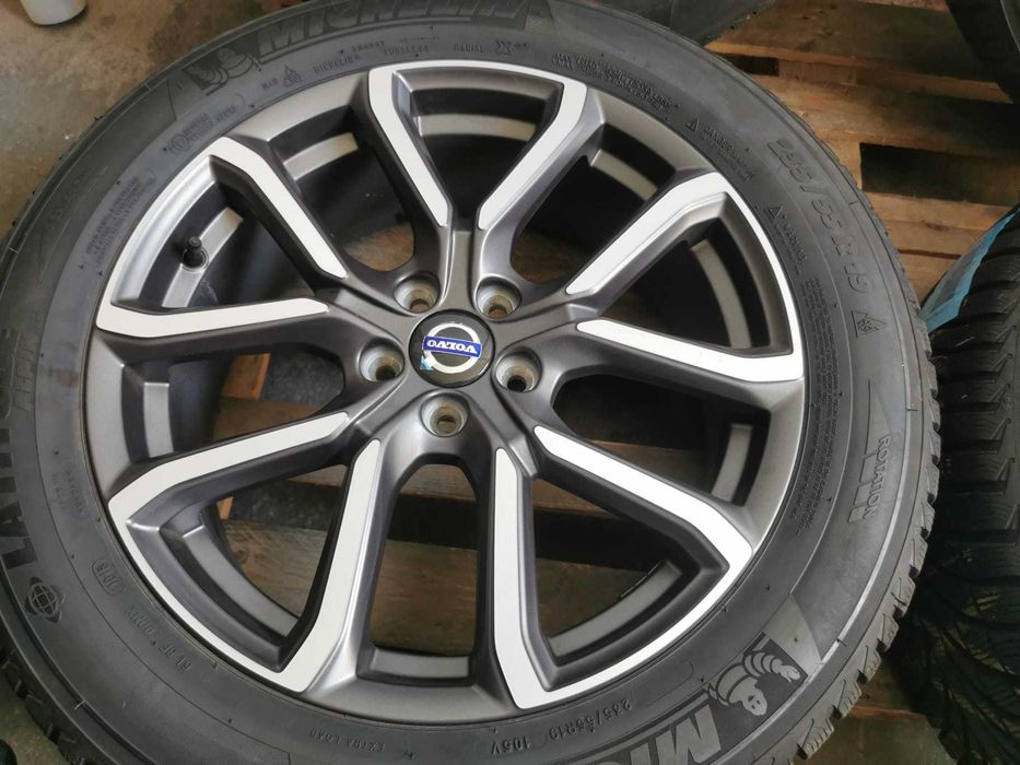 Jante Originale Volvo XC 60 / XC 90 R 19 cu anvelope de iarna