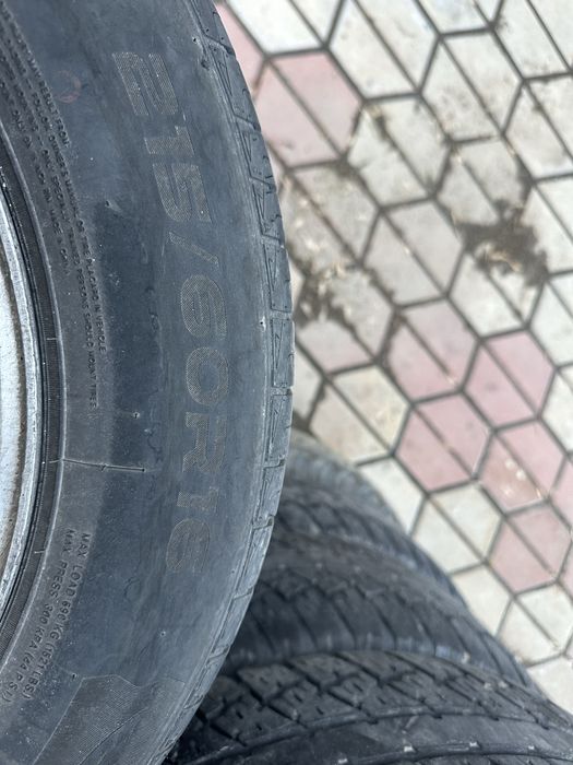 Продаются шины 215/60/16