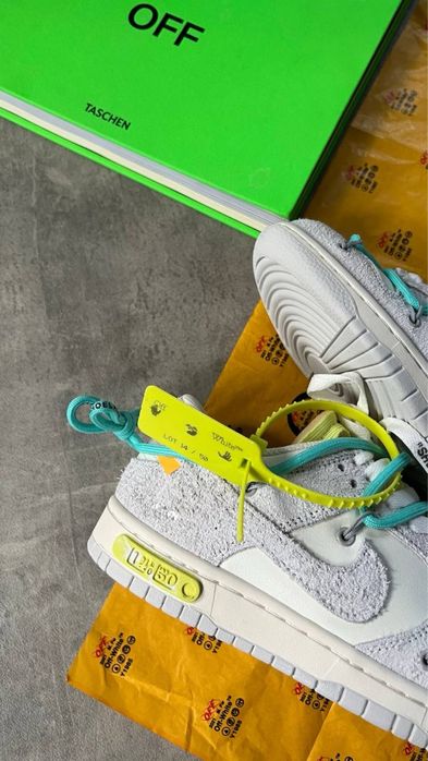 Off White Dunk Low - Lot 14