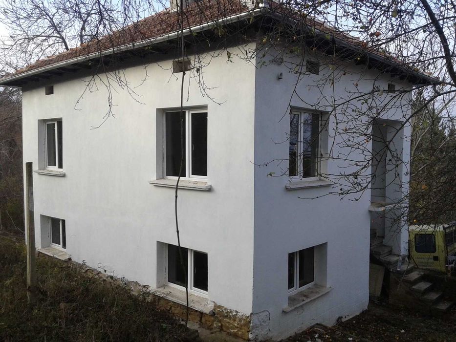 Продава се Къща в с. Голяма Брестница, Област Ловеч - 216 кв.м за 116 €/кв.м - Снимка #17