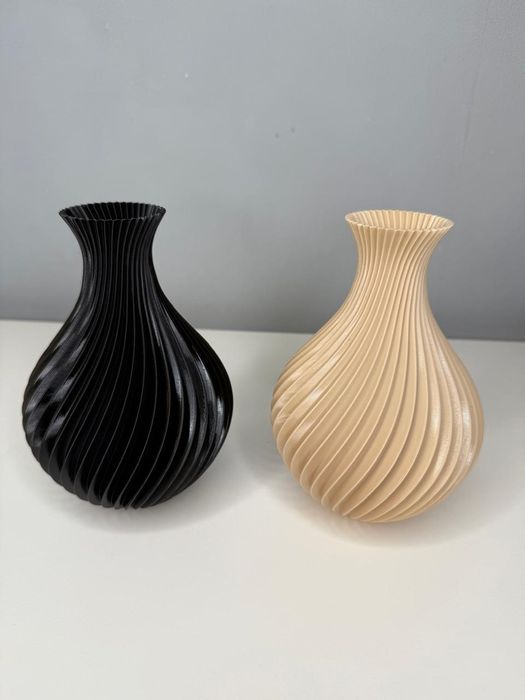 Вазы с сухоцветами