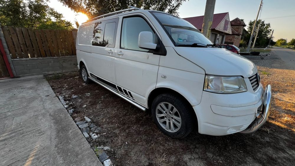 Volkswagen multivan T5 2.5 TDI