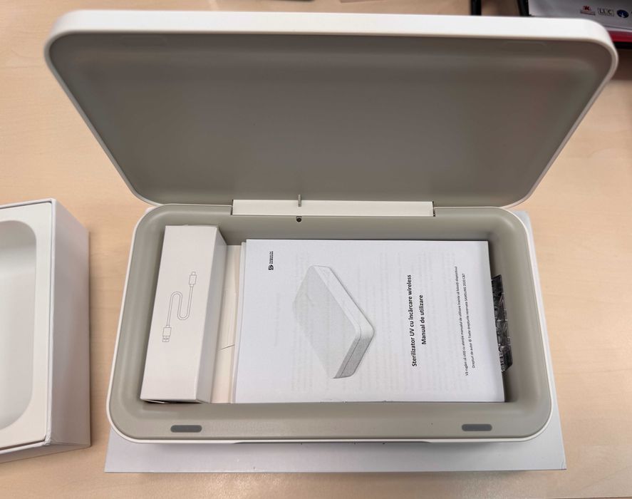 Sterilizator UV cu incarcare wireless