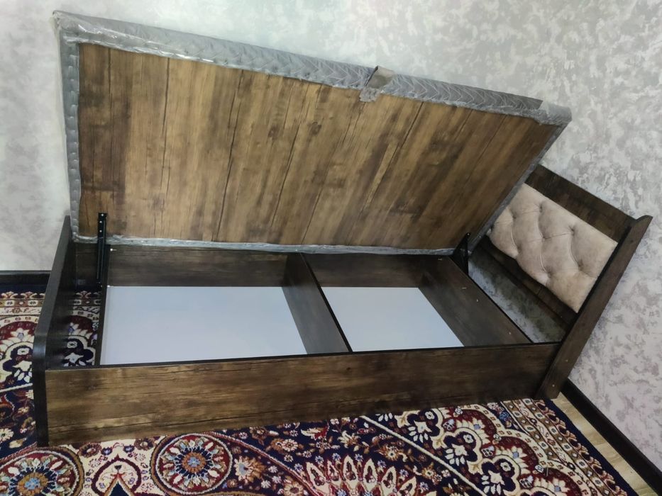 Yangi bitta kishilik karavot