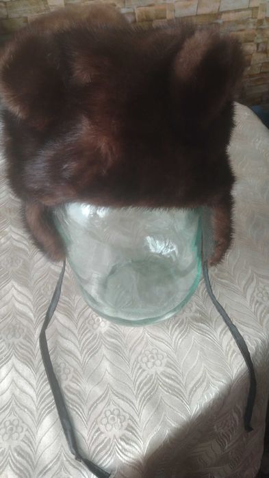 Продам детскую норковую шапку