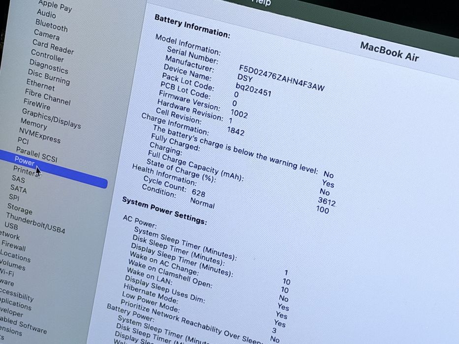 MacBook Air 2020 13’ Rose Gold, stare foarte buna