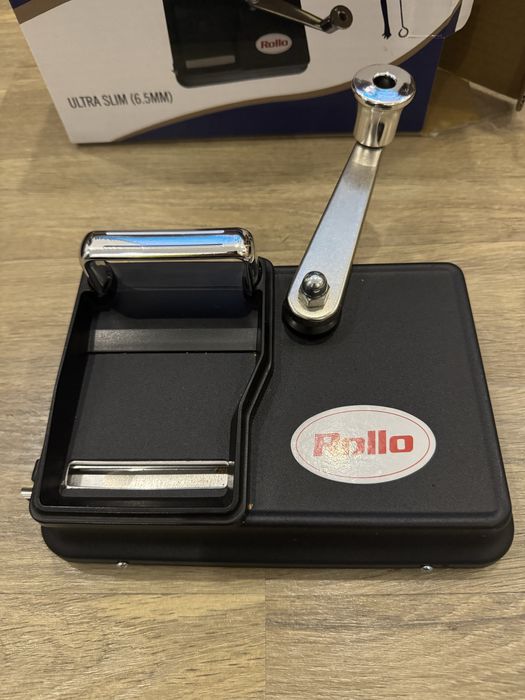 Aparat manual injectat tuburi tigari slim cu manivela