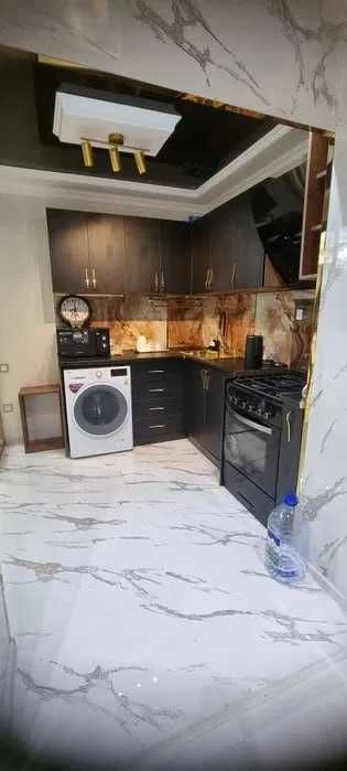 Ц-1 кафе НУР 2-комн 4/4 57 м² кирпичный дом хороший ремонт