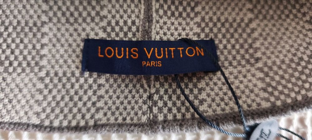 Căciulă Louis Vuitton