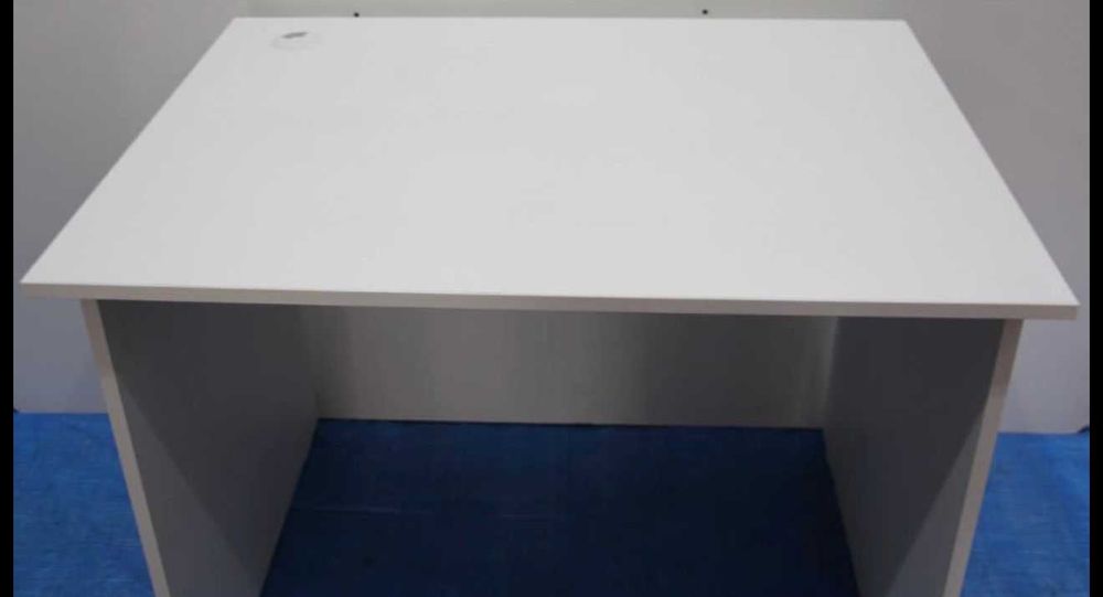 100 buc. Birou 100 x 75 cm; Pret 120 lei/buc minim 10 buc