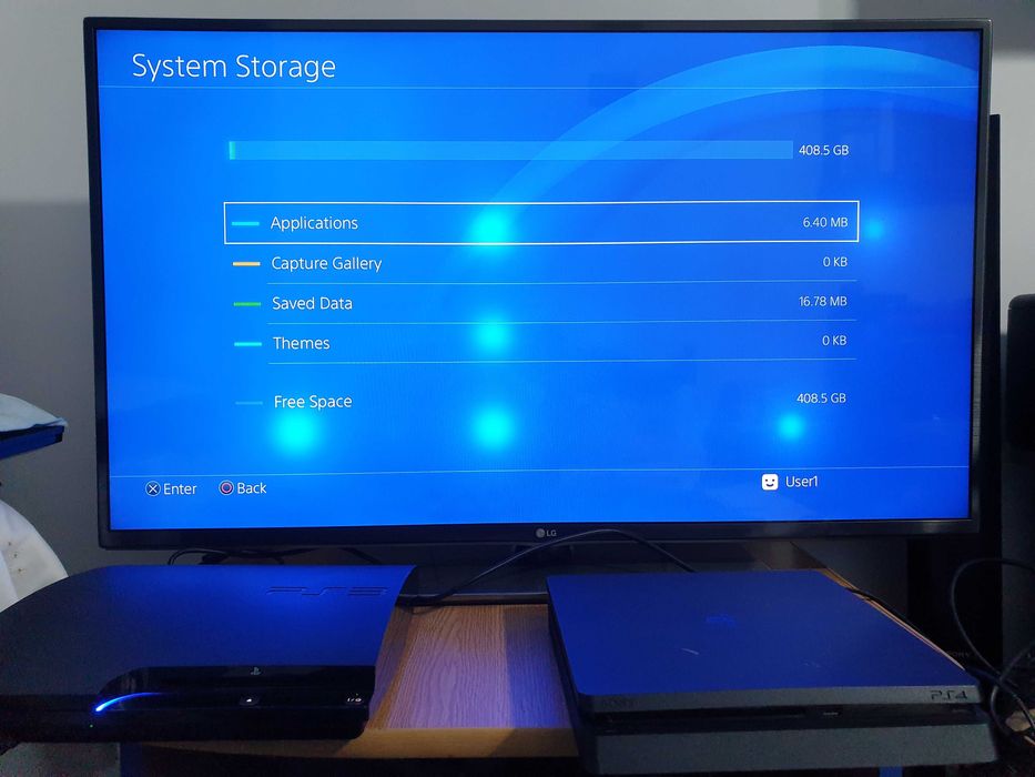 Consolă PS4 Slim 500 GB