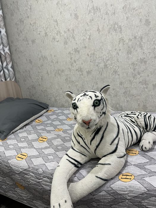 Продам игрушку тигра 2000 тг