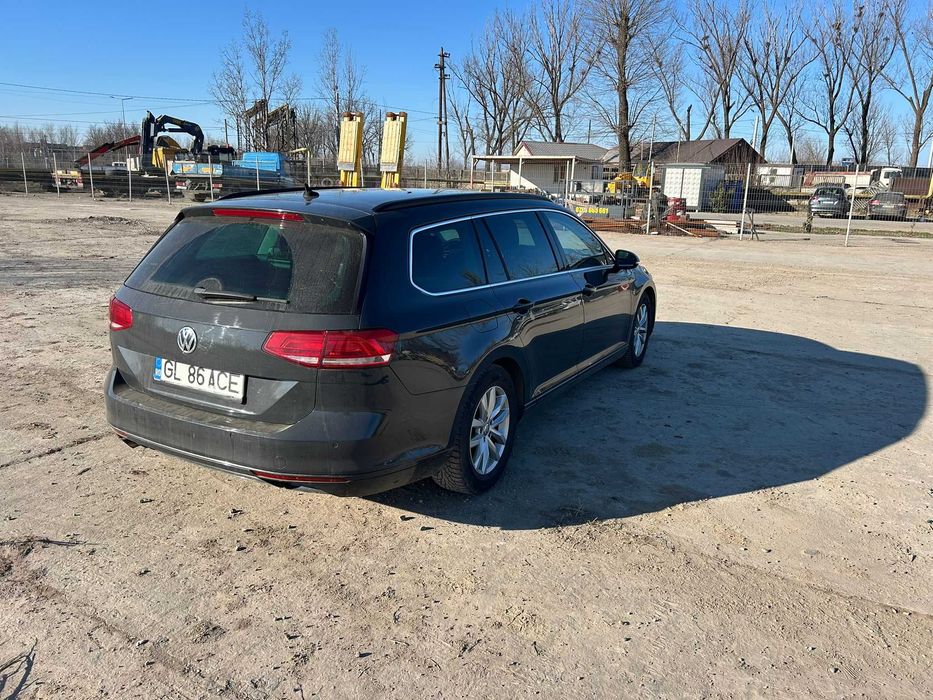 Volkswagen Passat B8 2016 Variant 2.0 TDI DSG 190 CP LED