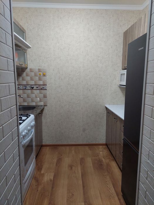 Иностранцу,Своя.2/3/4,Метро Буюк Ипак Йули,Максим Горький,  БИЙ