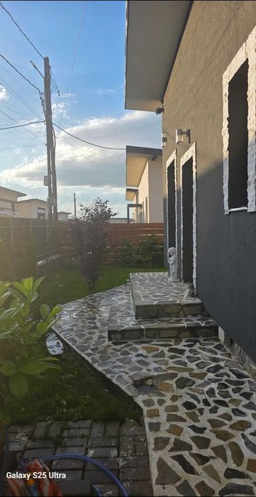 Casa de vanzare