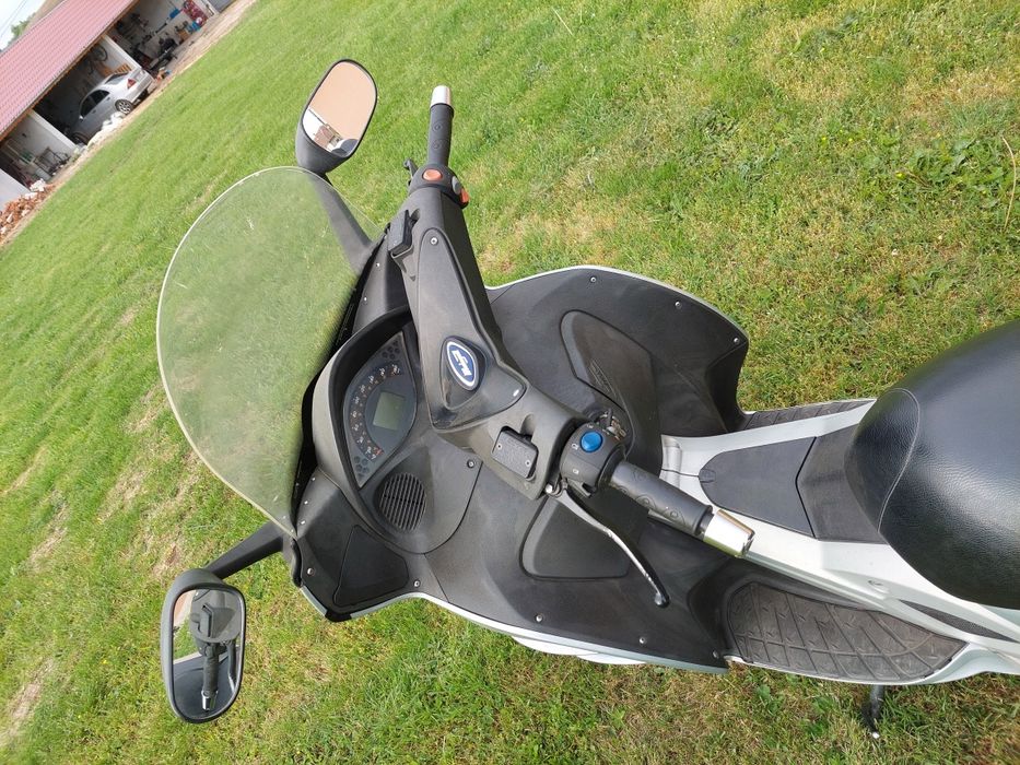 Скутер Malaguti 500 GT