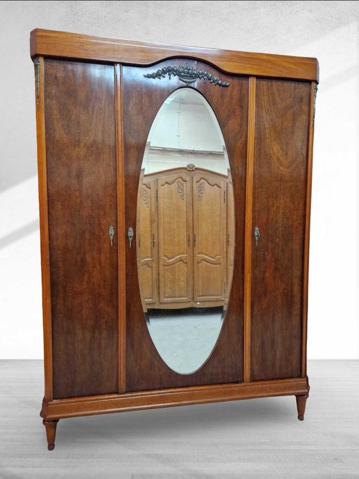 *ПРОМОЦИЯ* Уникален трикрилен гардероб с огледало в стил Art Deco