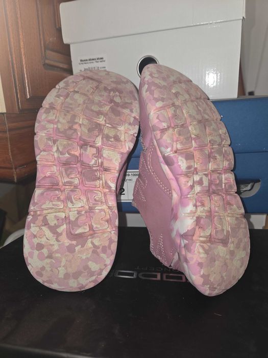 Fila момиче маратонки