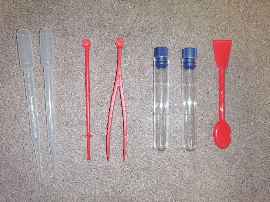 Детски микроскоп