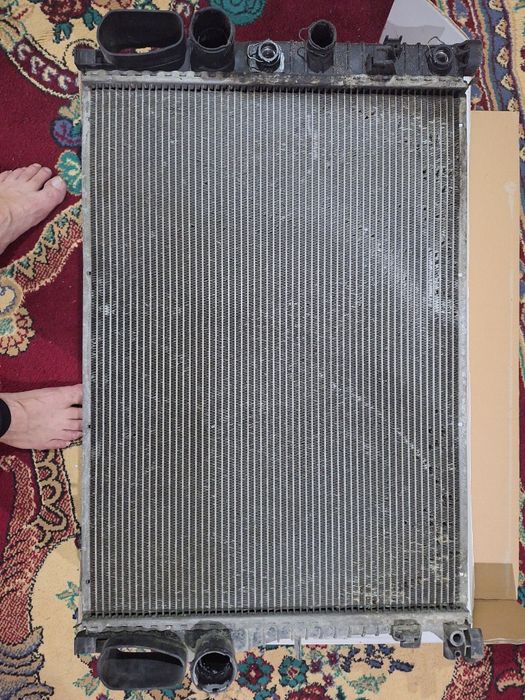 Запчасть на мерс211