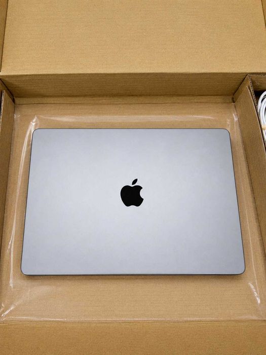 Apple MacBook Pro 14" M1 Pro 16GB RAM/1TB SSD