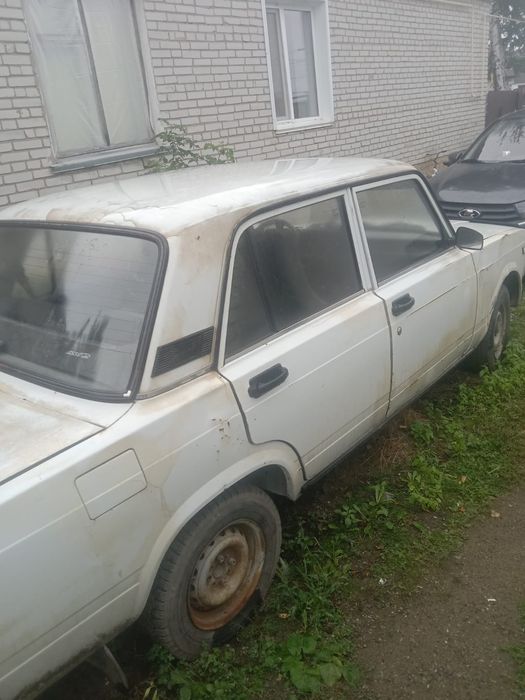 Продам ваз 2107.