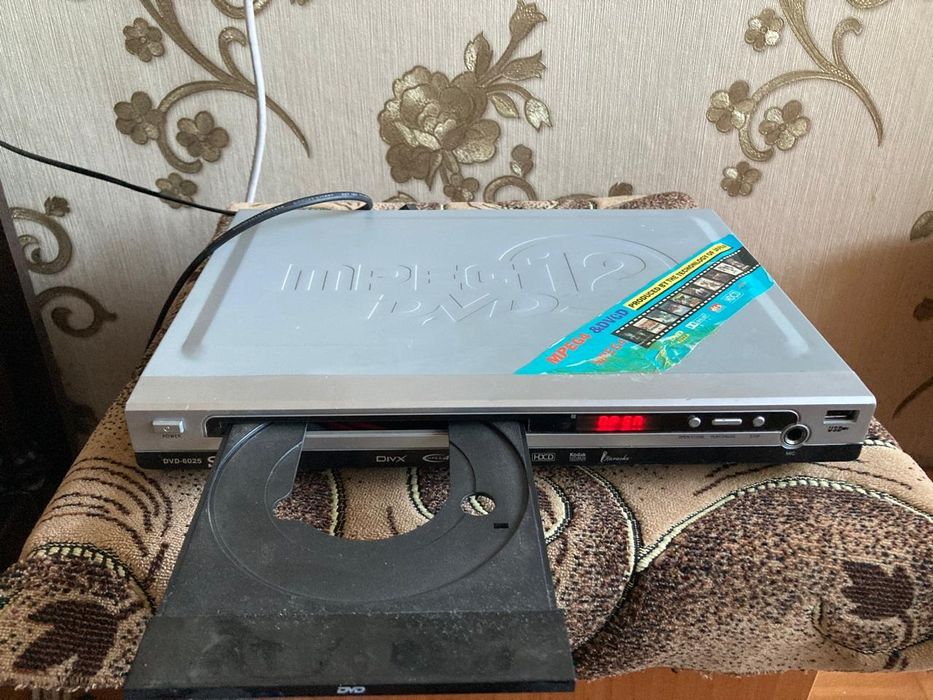 D V D. MP3   видеоплеер