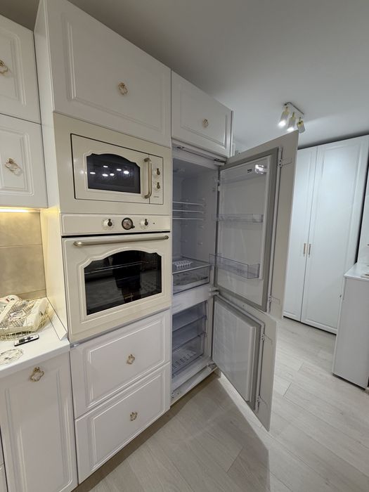 Apartament 3 camere | Complet renovat | Totul NOU | – Titu