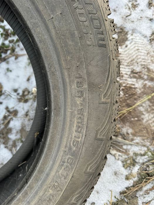 Продам резину 185/60/15